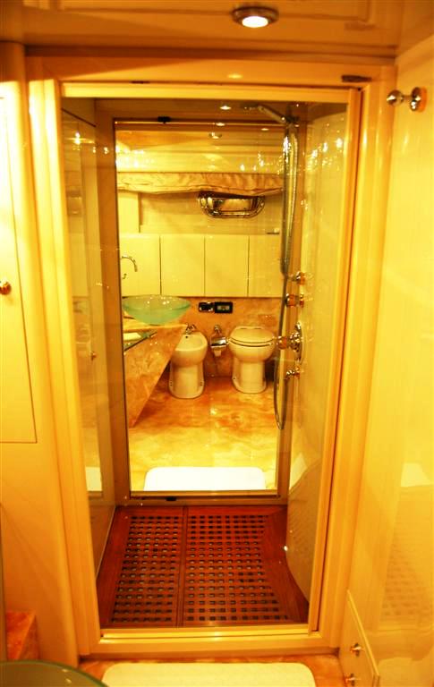 SPARKLING -  Master Ensuite.jpg