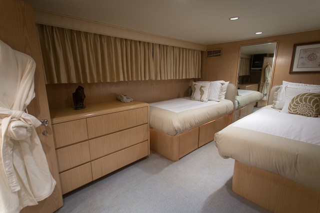 SUMMER SPLENDOR - Twin guest cabin.jpg