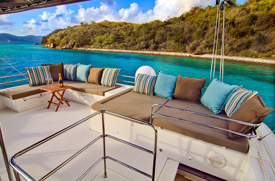 SY A2 - Flybridge lounging.jpg