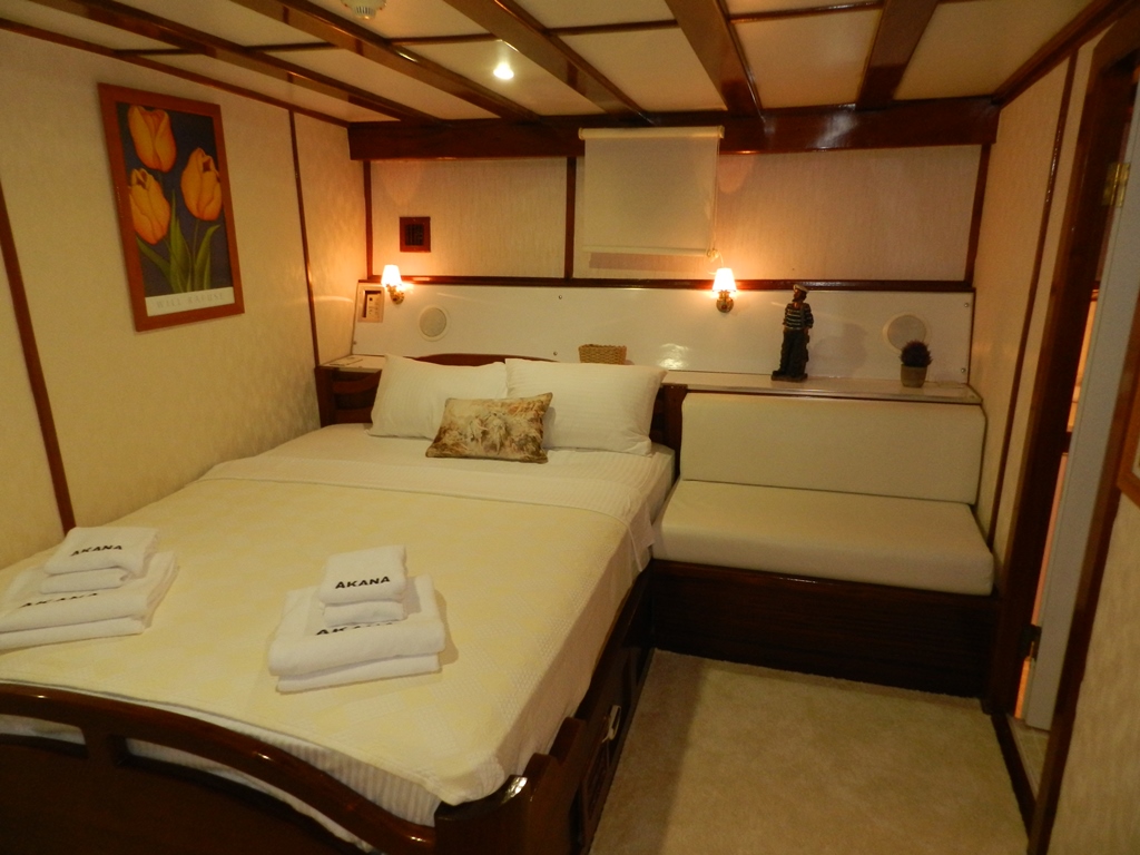 SY AKANA - Double cabin.jpg