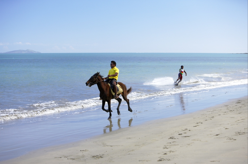 SY HIGH ASPECT - Beaches.jpg