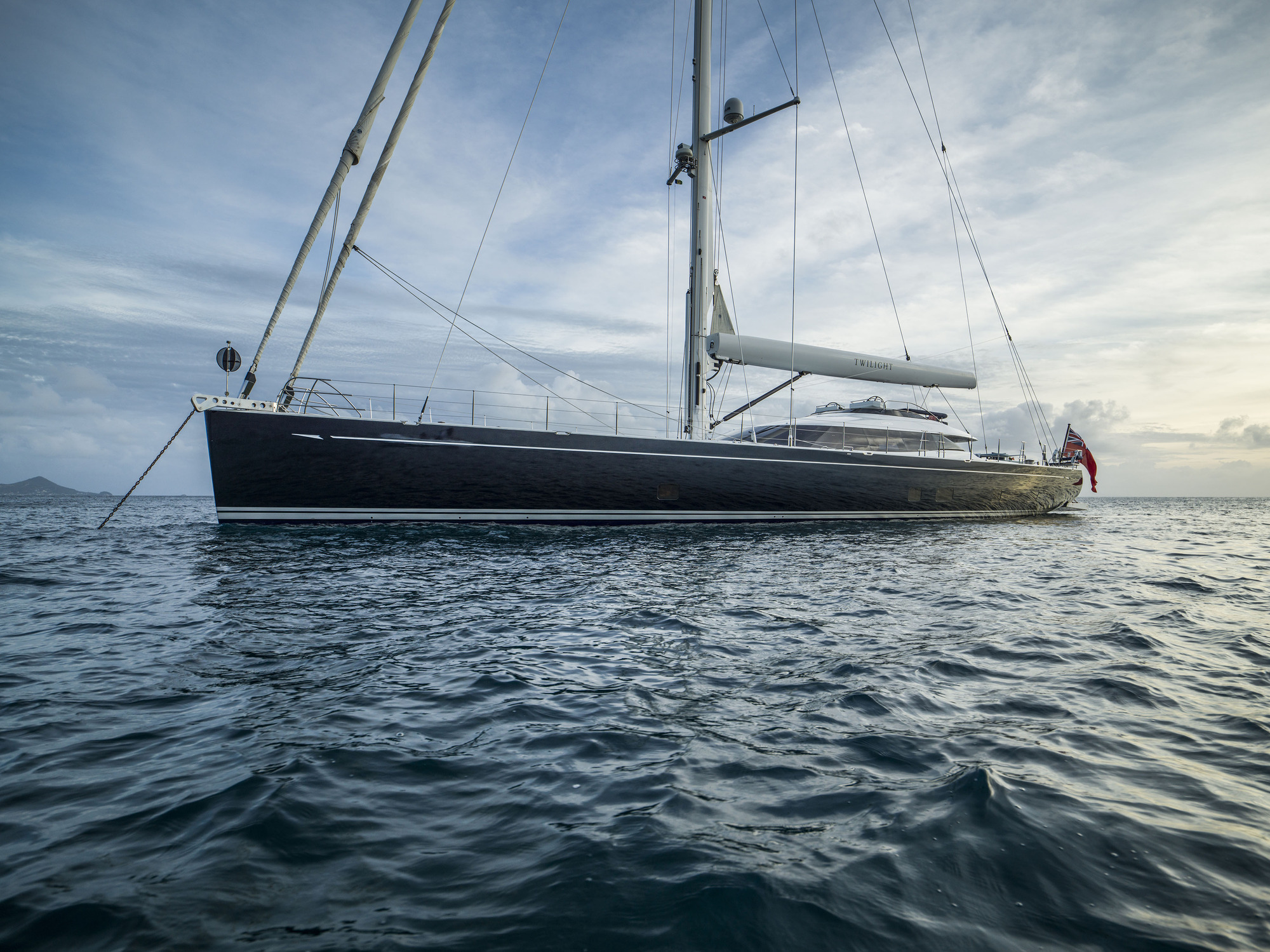 SY TWILIGHT - Yacht.jpg