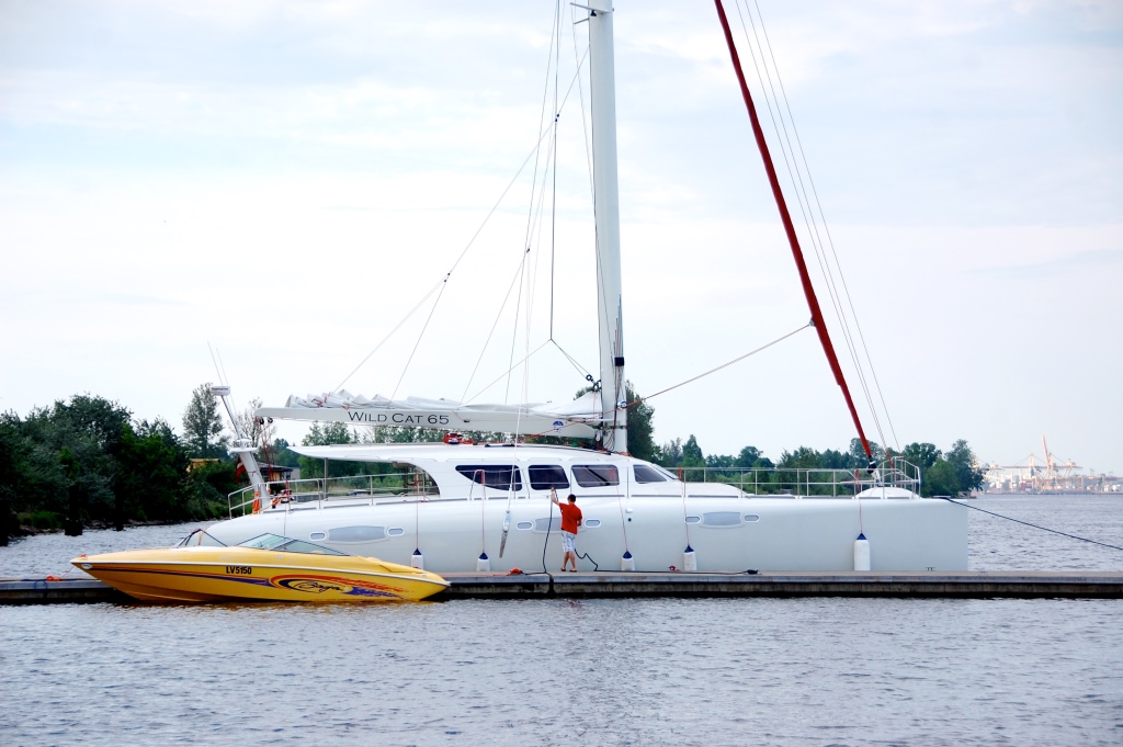 SY WILD CAT - Docked.jpg
