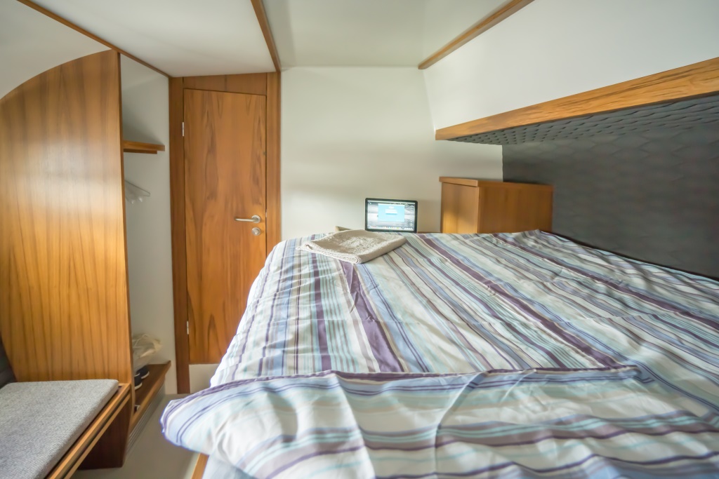 SY WILD CAT - Guest cabin 2.jpg
