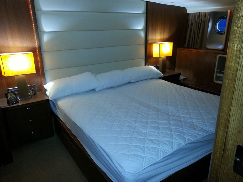 SYNOSTROMO - Master cabin.jpeg