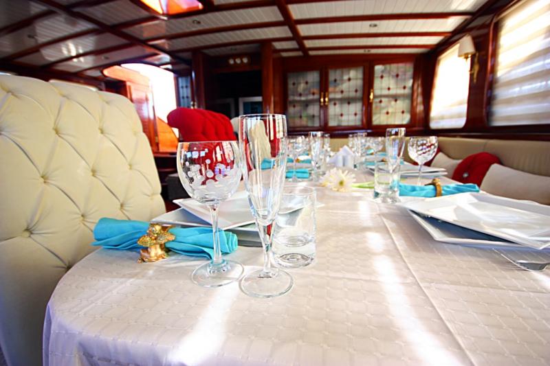 Sagapo - Formal Dining.jpg