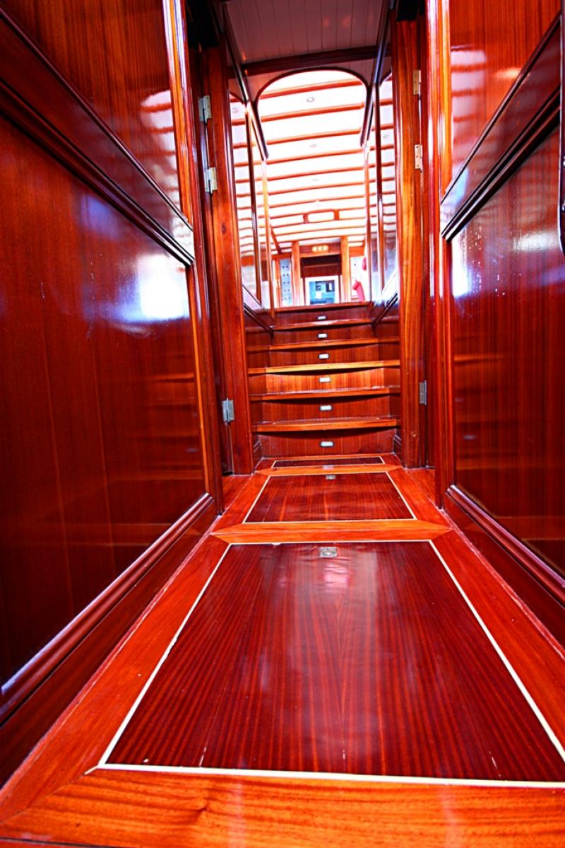 Sagapo - Passageway to cabins.jpg