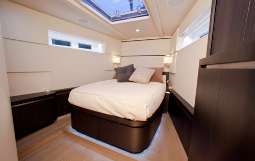 Sail Yacht AEGIR - Master Cabin.jpg