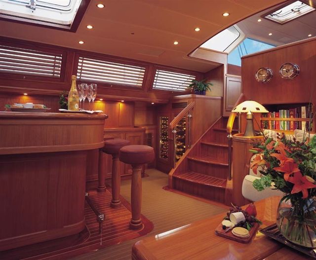 Sail Yacht AVALON -  Salon Wine Bar.jpg