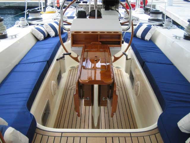 Sail Yacht COCONUT -  Cockpit 3.jpg