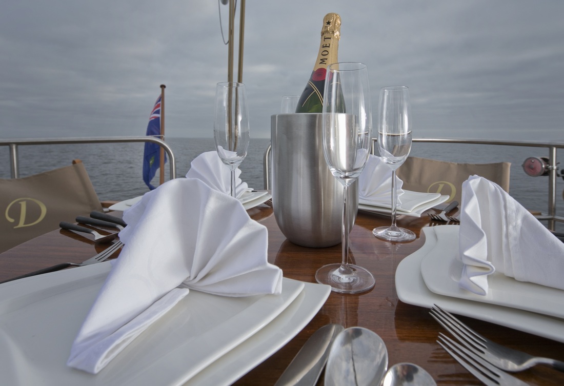 Sail Yacht DOMICIL -  Al Fresco Dining.jpg