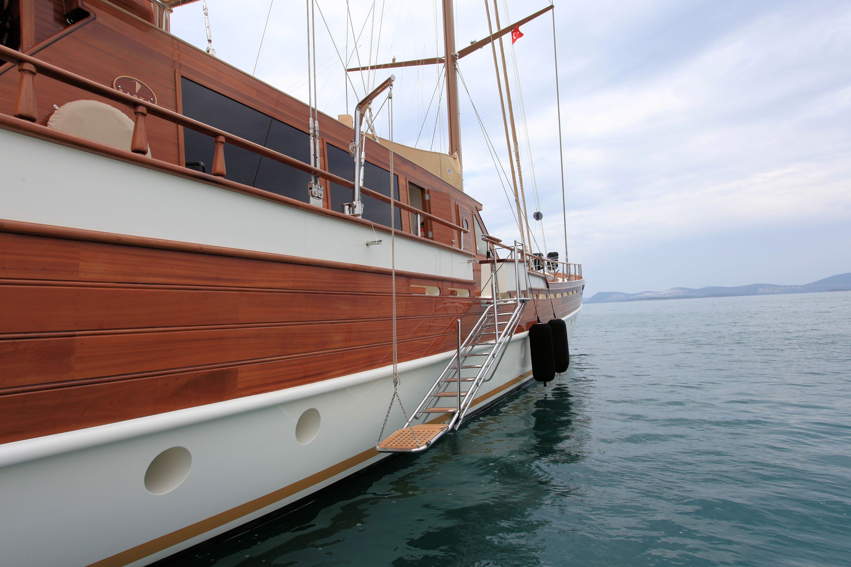 Sail Yacht DON CHRIS - Boarding Ladder.jpg