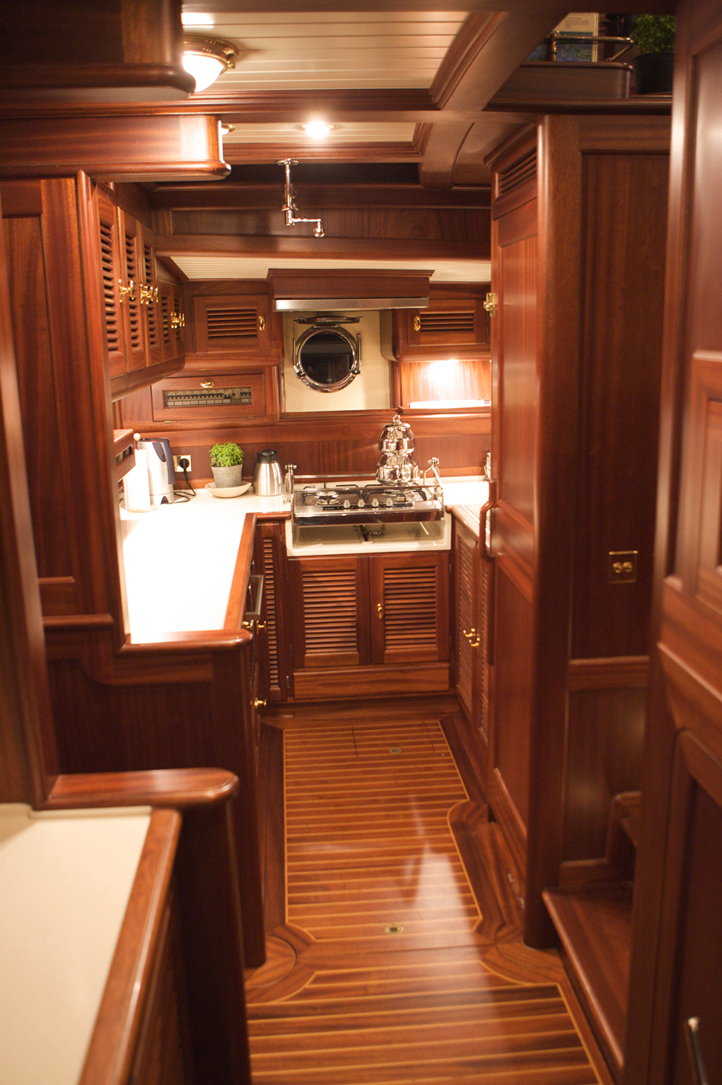 Sail yacht ILIOS -  Galley.jpg