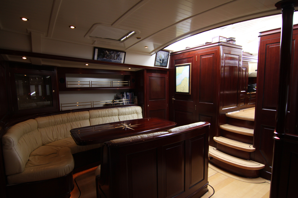 Sail yacht JAN DE VRIES -  Lower Salon.jpg