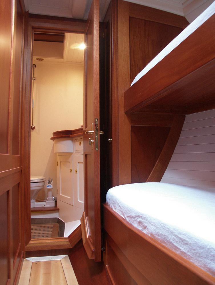 Sail yacht LADY ANN -  Twin Cabin 2.jpg