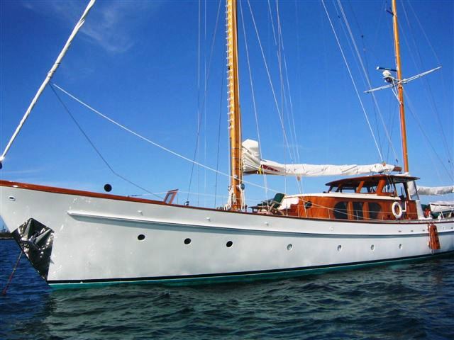Sail yacht SEA DIAMOND - Port side.jpg