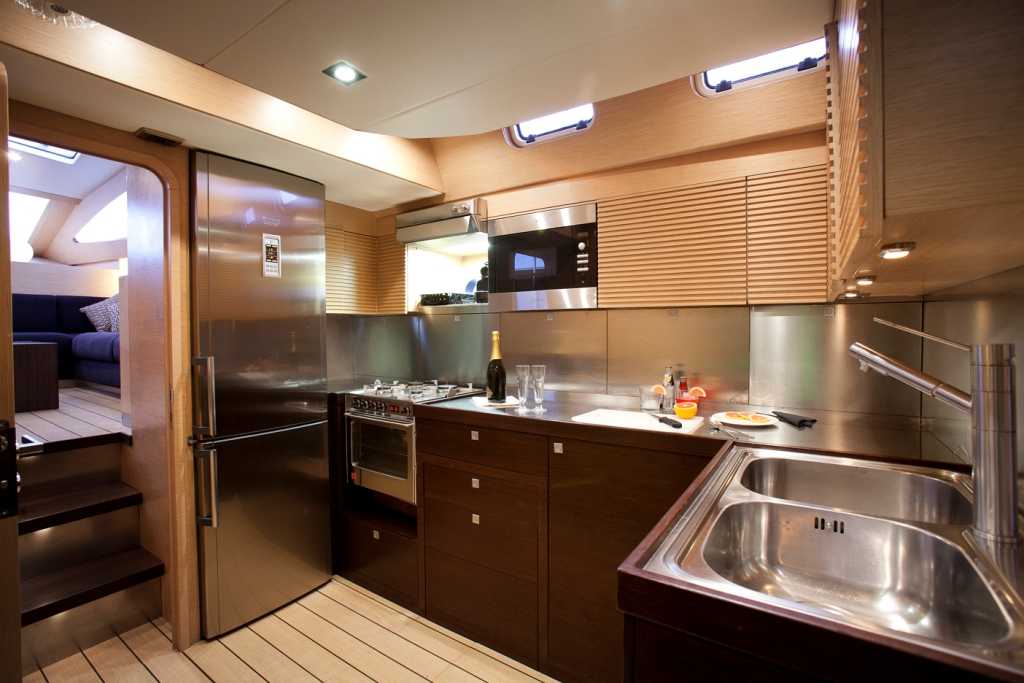 Sail yacht WIZARD -  Galley.jpg