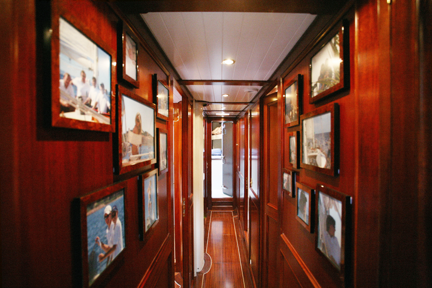 Sailing Yacht KIM - Interior.jpg