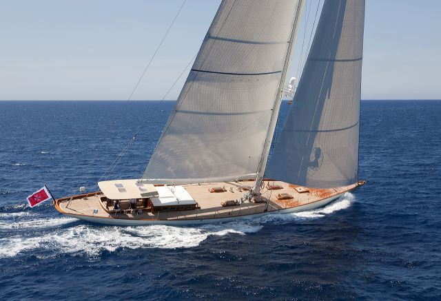 Sailing yacht Annagine - Sailing 3.jpg
