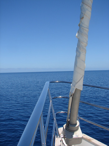 Sailing yacht KE-AMA II -  Bow.jpg