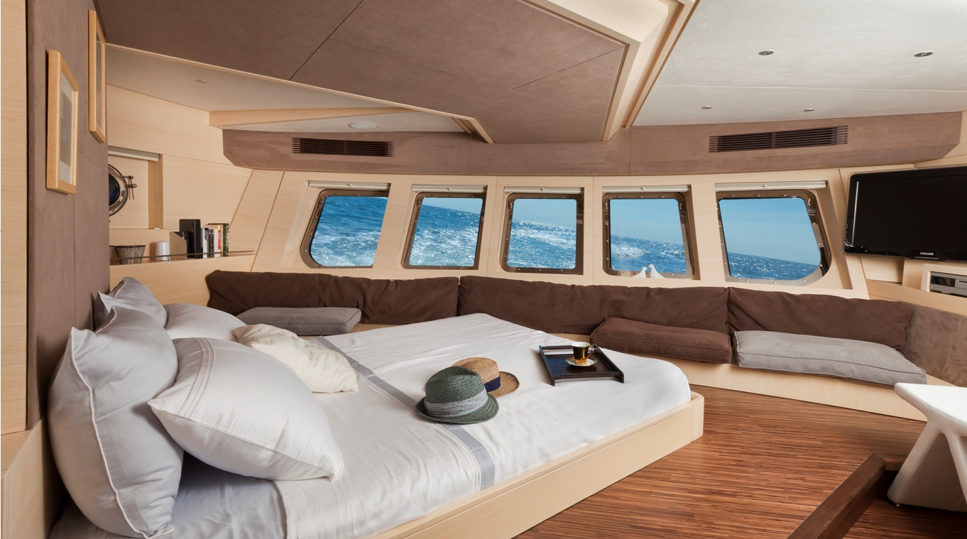 Sailing yacht Merlin -  Master Cabin.jpg