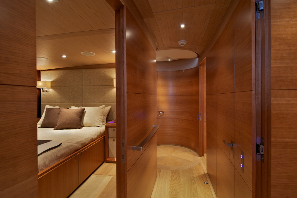 Sailing yacht Sarissa -  Double Cabin 3.jpg