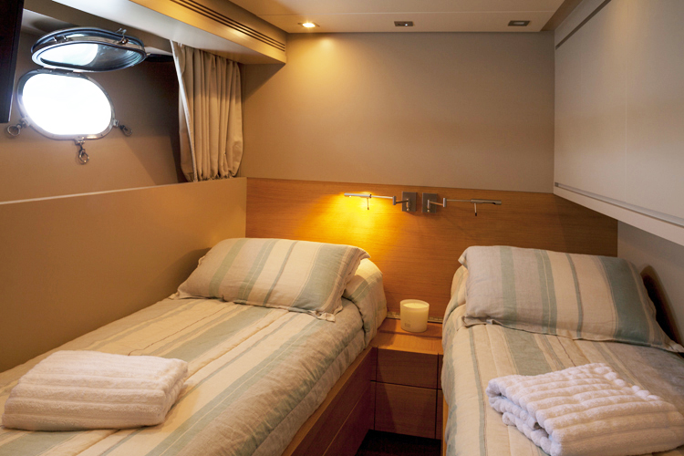 San Lorenzo Motor Yacht GOTA - Twin cabin.jpg