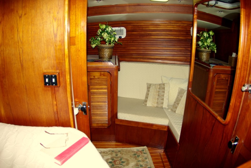 Sandcastle - Forward Cabin Settee.jpg