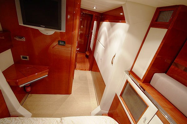 Soon Come -  Guest Cabin 3.jpg