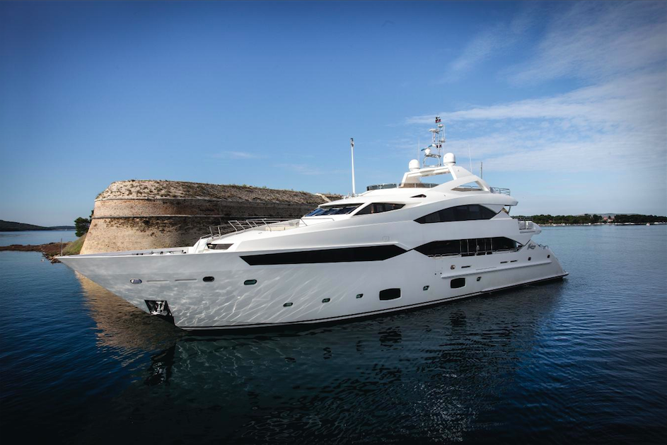 Sunseeker 40M Superyacht.png
