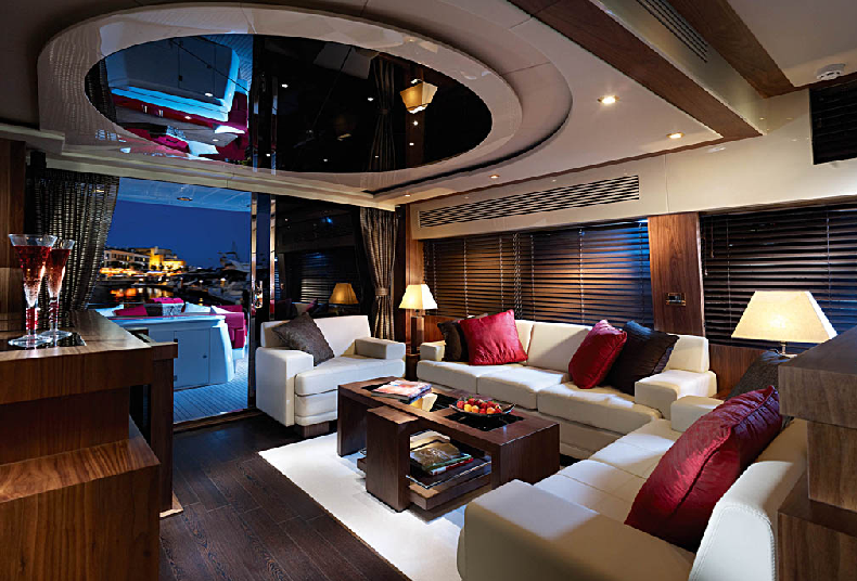 Sunseeker Predator 92 Sport - Main Saloon.png