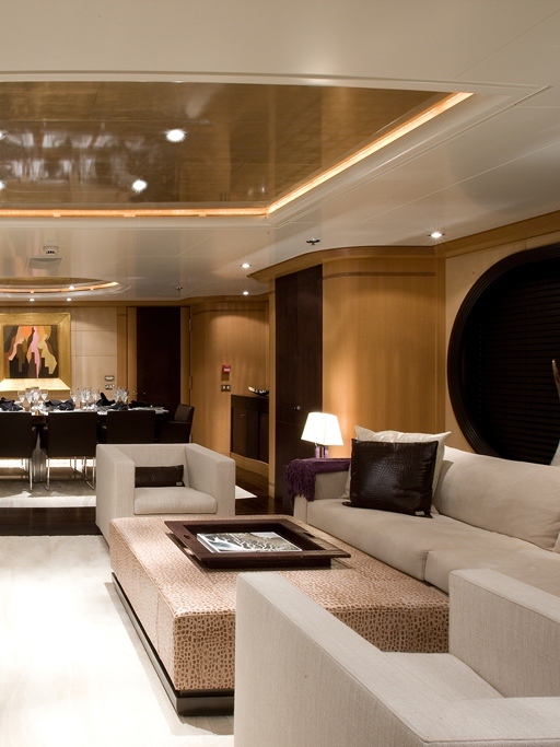 Superyacht MALIBU - Salon 2.jpg