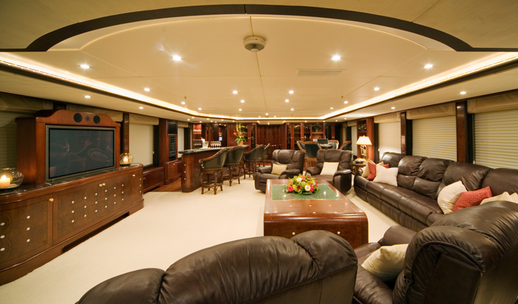 Superyacht NOBLE HOUSE -  Upper Salon.jpg