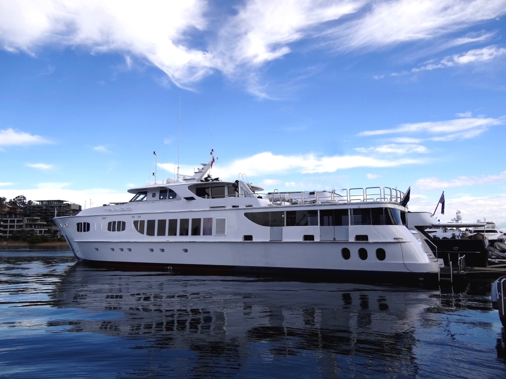 TANGO - Yacht.jpg