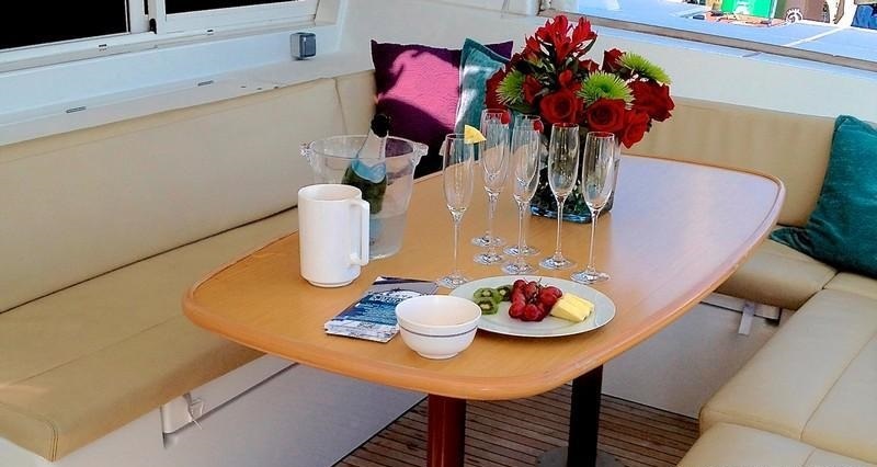 TELL STAR - Alfresco dining.jpg