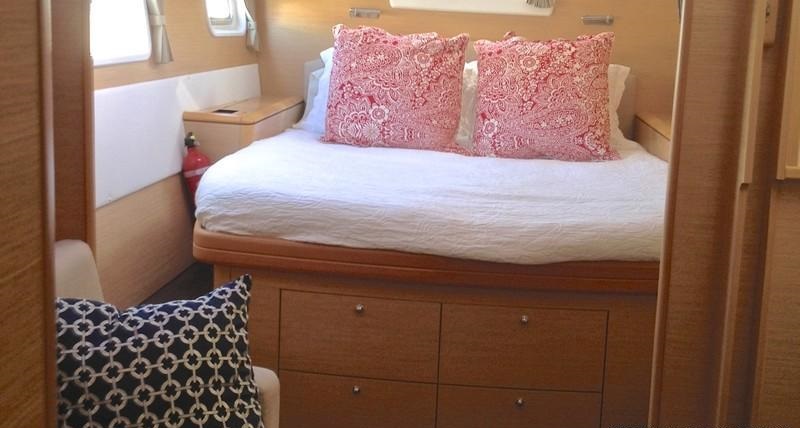 TELL STAR - Master cabin.jpg