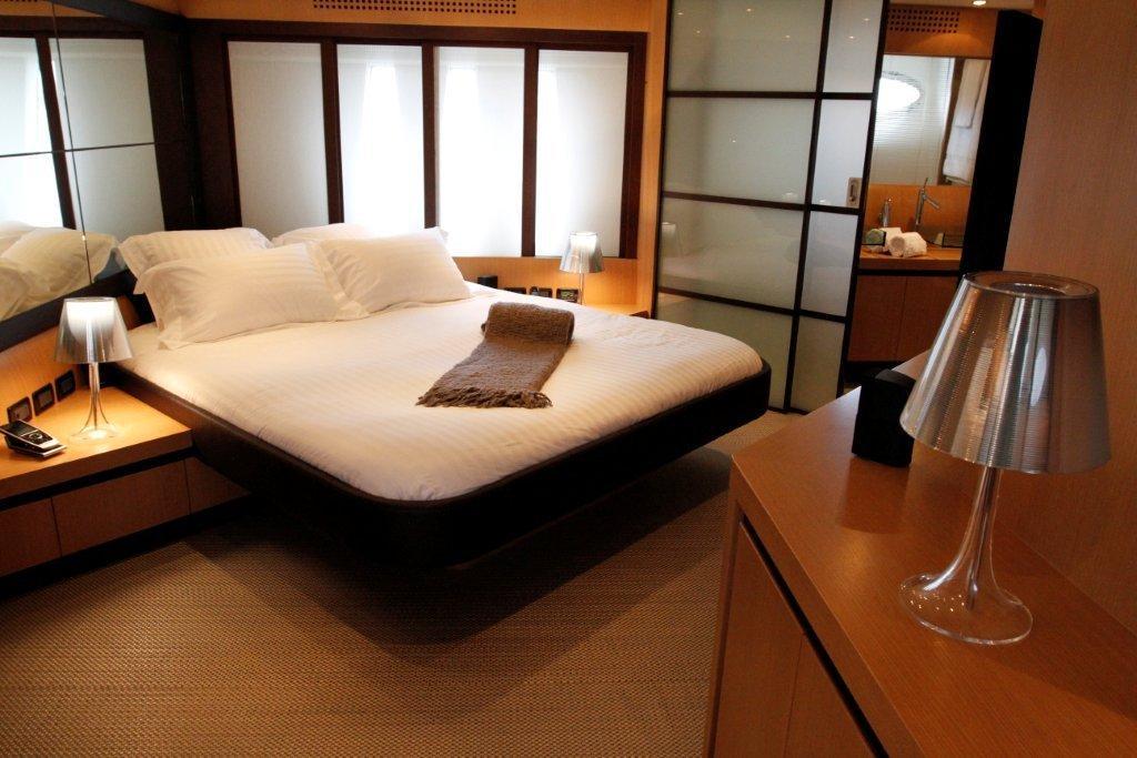 TIGER LILY OF LONDON -  Master Cabin.jpg