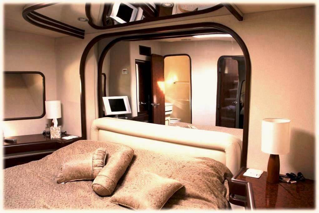 VIA MARE -  VIP Cabin..jpg