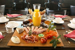 Voyage -  Breakfast.jpg