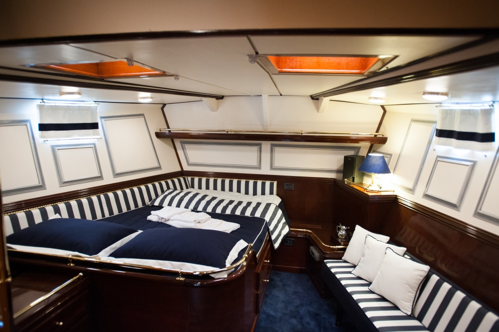 Wind of Change Master Cabin 1.jpg