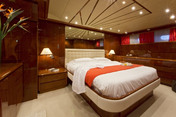 YLANG YLANG - Lower Deck VIP.jpg