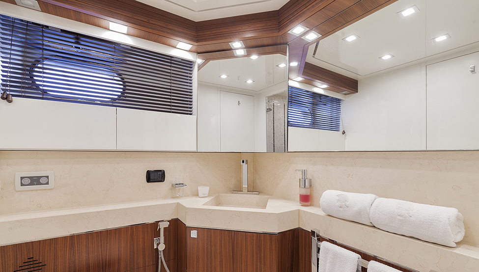 Yacht  QUO VADIS  - 021.jpg