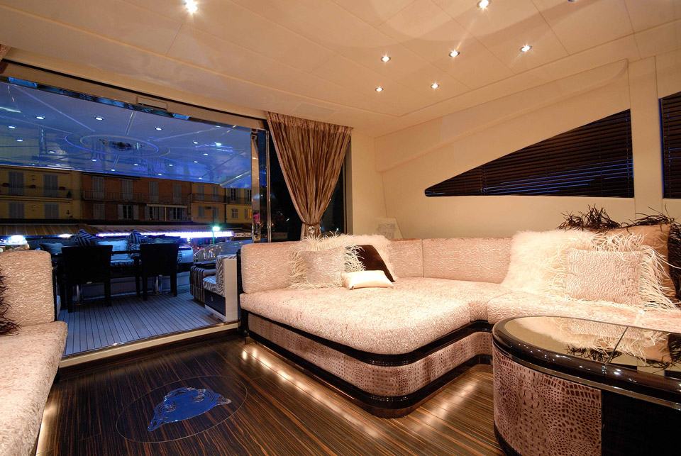 Yacht AFRICAN CAT -  Salon 3.jpg