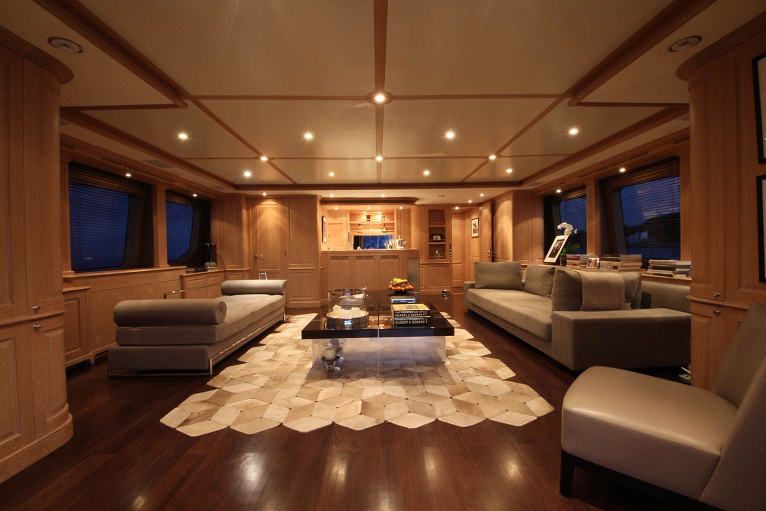 Yacht AFRICAN QUEEN -  Skylounge.jpg