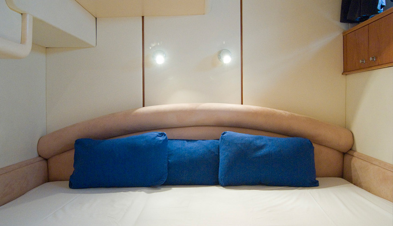 Yacht AMMOS - Guest Cabin.jpg