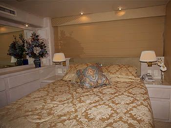 Yacht BELLA SOPHIA -  VIP Cabin.jpg
