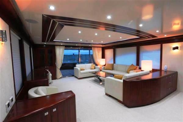 Yacht BLUE SAPPHIRE -  Salon looking Aft.jpg