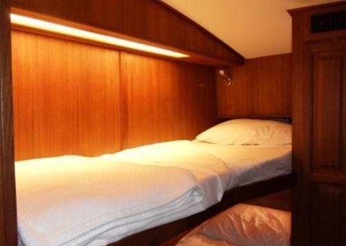 Yacht BLUES CURE -  Twin Cabin.jpg