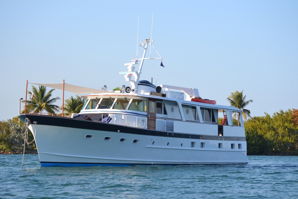 Yacht BONAPARTE - 001.jpg