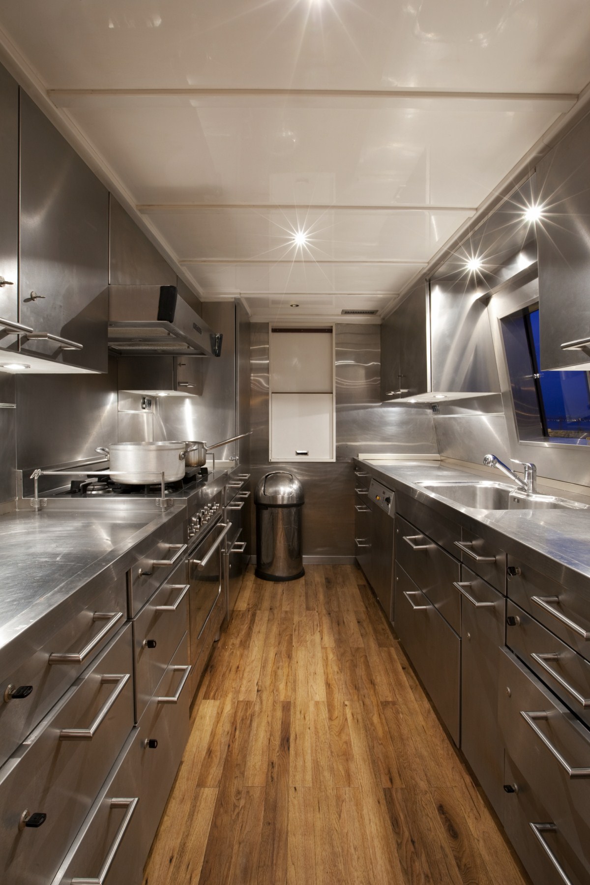 Yacht CLARA ONE - Galley.jpg